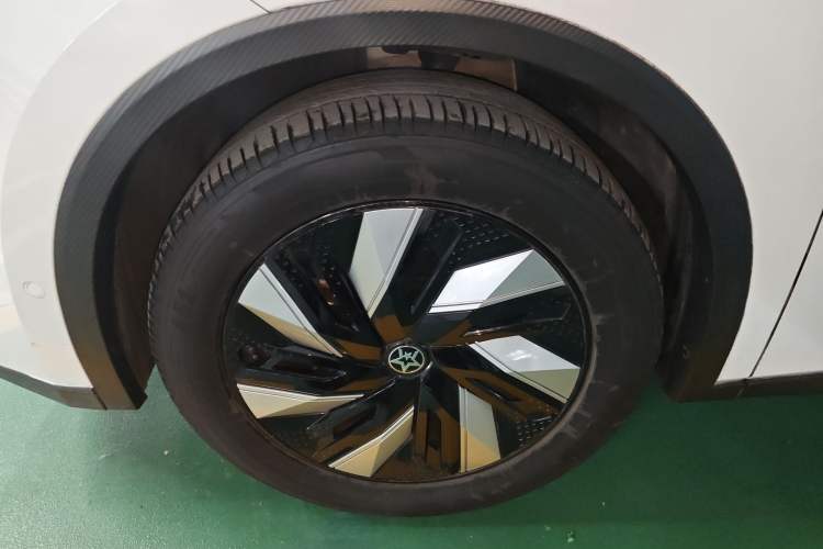 Used Venucia V DD-i 2023 110km iT Version
