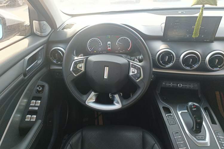 Used Wey VV6 2018 2.0T Two-Wheel Drive Flagship Version China V Standard
