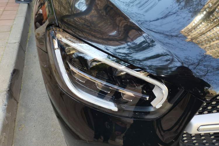 Used Mercedes-Benz GLC 2020 Facelift GLC 260 L 4MATIC Luxury Edition Right Front Headlight