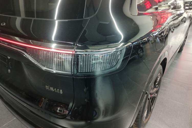 Used Hima AITO M8 2025 Extended-Range Max Version 37 kWh 6-Seater Exterior 6