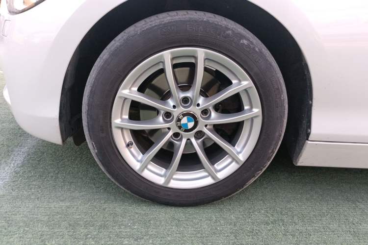 Used BMW 1 Series 2013 Facelifted 118i Leading Edition