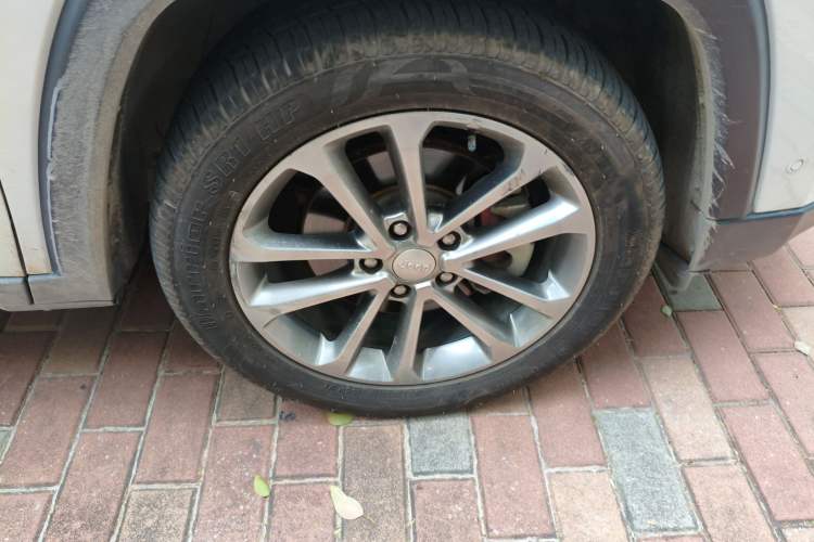 Used Jeep Grand Commander 2018 2.0T Two-Wheel Drive Enjoy Edition China V