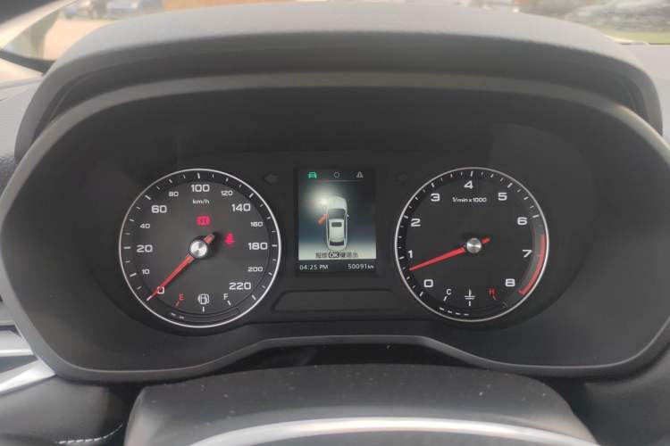 Used Roewe i5 2020 1.5L Manual 4G Connect Leehao Flagship Edition
