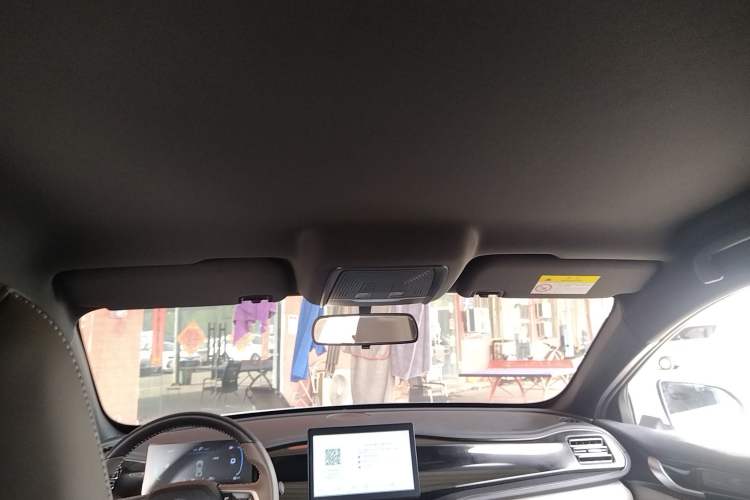 Used BYD Qin PLUS 2024 HONOR Edition DM-i 55KM Leading Model Headliner