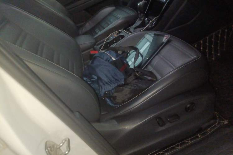 Used Volkswagen Touran 2016 Volkswagen Touran L 280TSI DSG Luxury Edition
