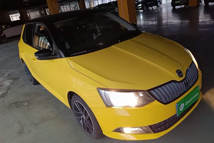 Used Skoda Fabia 2015 1.6L Automatic Sport Edition
