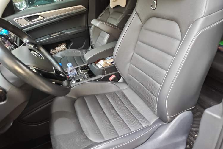 Used Volkswagen Teramont 2020 330TSI Two-Wheel-Drive Luxury Edition China VI Standard

