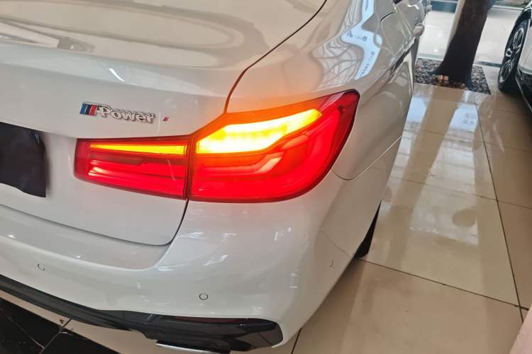 Used BMW 5 Series 2019 525Li M Sport Package
