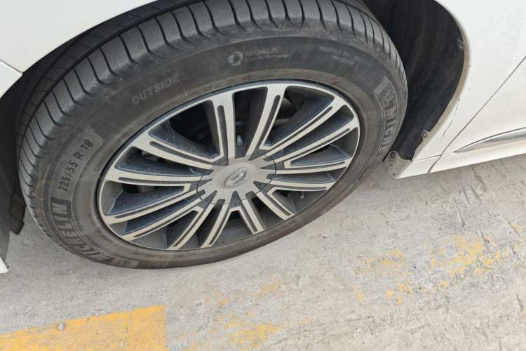 Used GAC Trumpchi M8 2021 Lingxiu Series 390T Ultimate Edition Left Front Wheel Hub