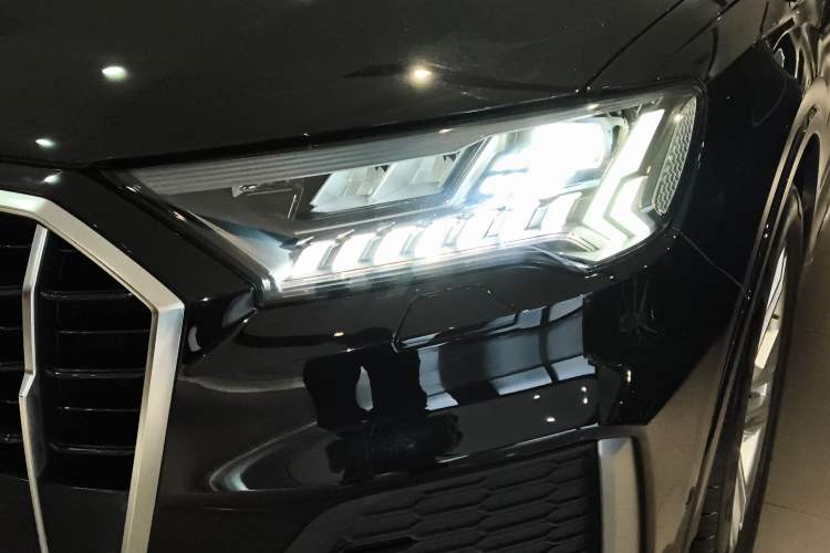 Used Audi Q7 2023 45 TFSI quattro S line Sport model