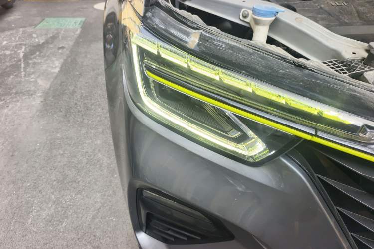 Used Roewe RX5 New Energy 2020 ePLUS National Trend Ronglin Luxury Edition Right Front Headlight