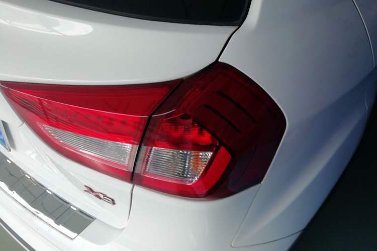 Used Geely Auto Vision X3 2017 1.5L Manual Luxury Model