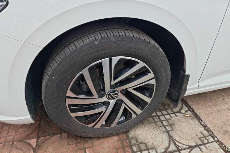 Used Volkswagen Lavida 2023 1.5L Automatic Full-Comfort Edition
