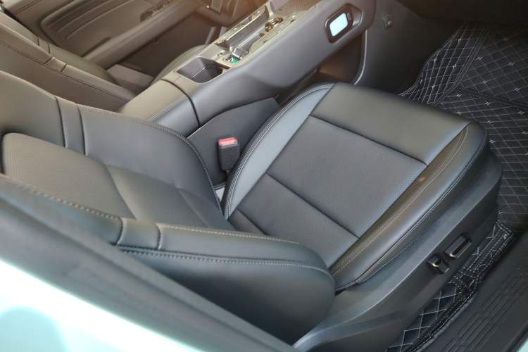 Used Haval Raptor New Energy 2026 Model Hi4 200 Ultra Right Front Seat