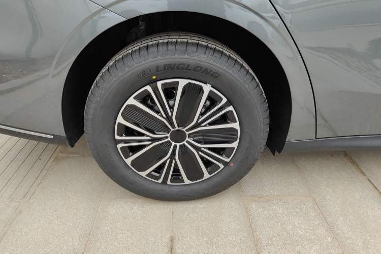 Used Geely Galaxy Galaxy Stellar 6 2026 Model 125km Free-Style Edition