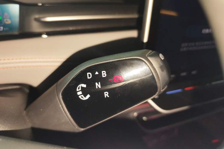 Used Volkswagen ID.7 VIZZION 2024 AIR model