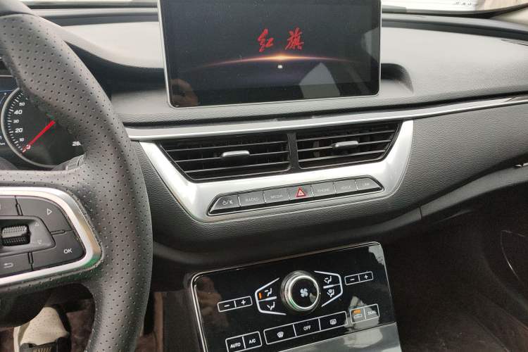 Used Hongqi H5 2020 1.5T DCT Flagship Edition Audio And AC Panel