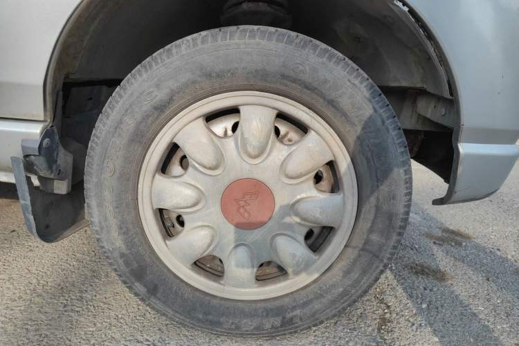 Used Wuling Zhiguang 2010 1.0L New Version Practical Edition with Short Body