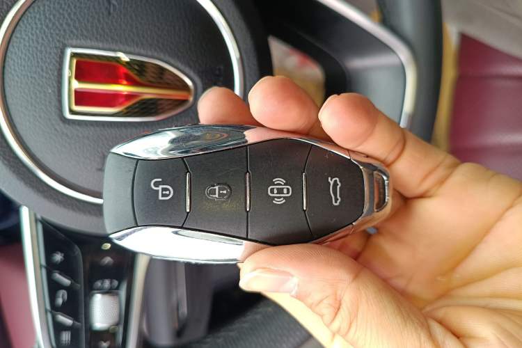 Used Hongqi H5 2023 2.0T Automatic Smart Connect Flagship Edition