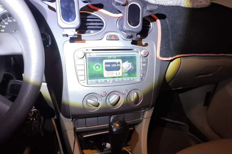 Used Ford Focus 2011 Sedan 1.8L Automatic Fashion Edition