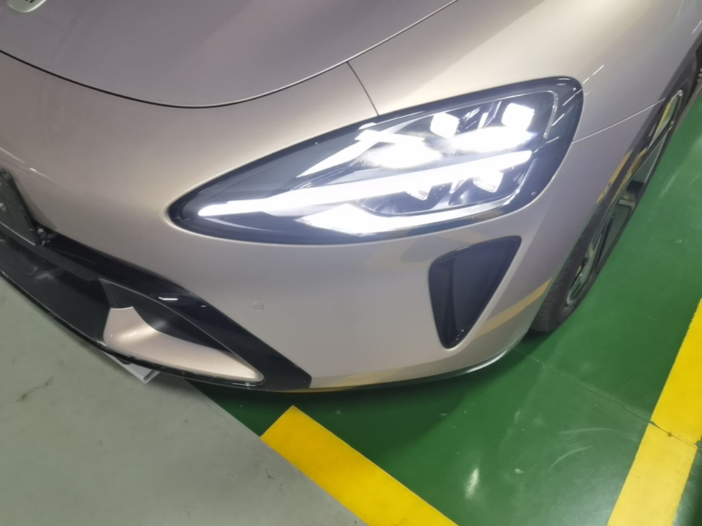 Xiaomi Auto SU7 2026 Model Standard Edition — снимка 8