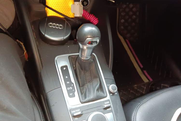 Used Audi A3 2018 30th Anniversary Edition Sportback 35 TFSI Ambition Model Gear Lever