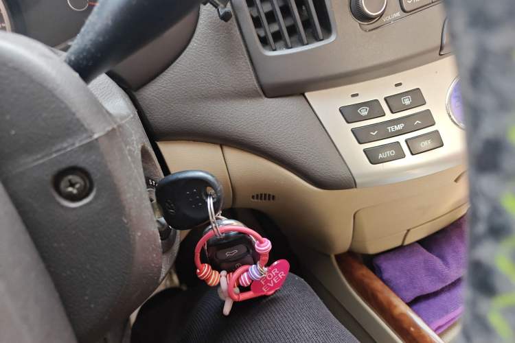 Used Hyundai Celesta 2010 1.6L AT GLS Vehicle Key