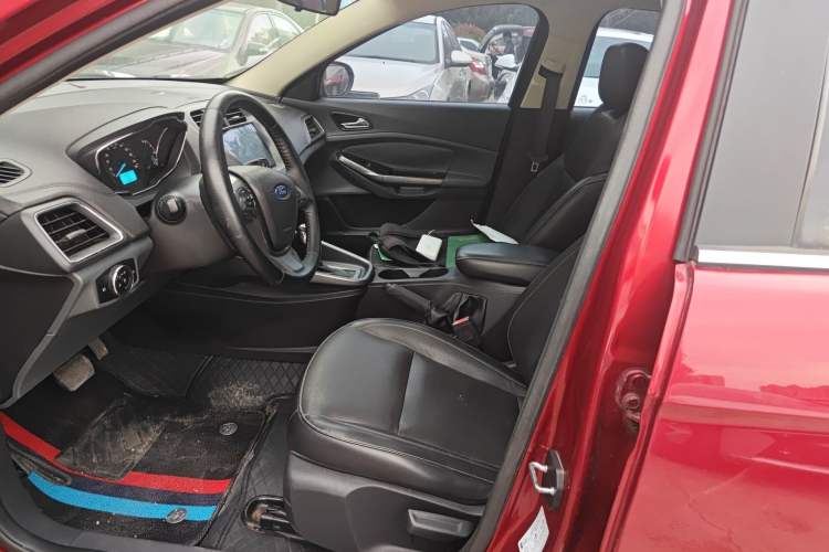 Used Ford Escort 2015 1.5L Automatic Fashion Model
