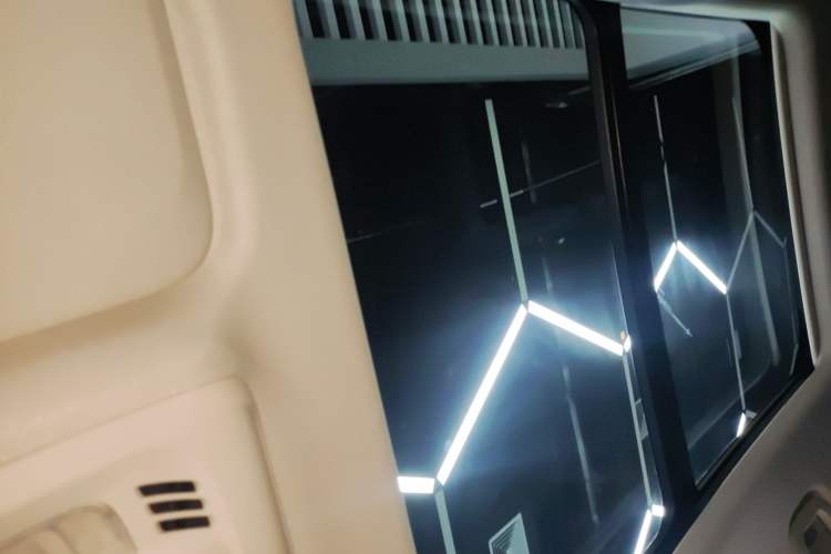 Used Buick Envision 2023 Encore S GS Four-Wheel Drive Sport Model Headliner