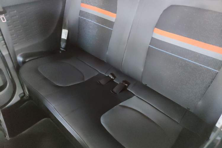 Used Wuling Hongguang MINIEV 2021 Macaron Premium Model – Lithium-NMC Left Rear Seat