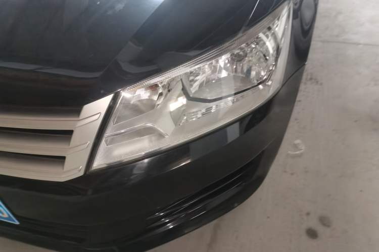 Used Volkswagen Santana 2015 1.4L Manual Fashion Edition Left Front Headlight