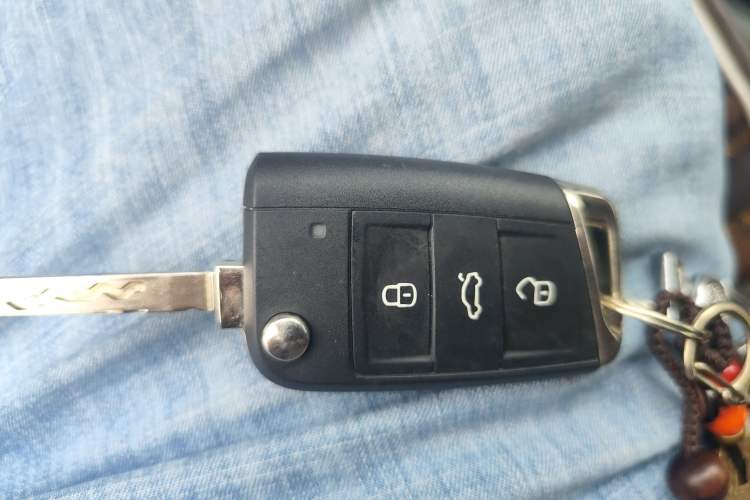 Used Volkswagen Bora 2020 1.5L Manual Fashion Edition
