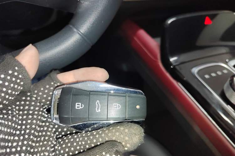 Used SOL QX 2021 300T DCT Luxury Smart Connectivity Version
