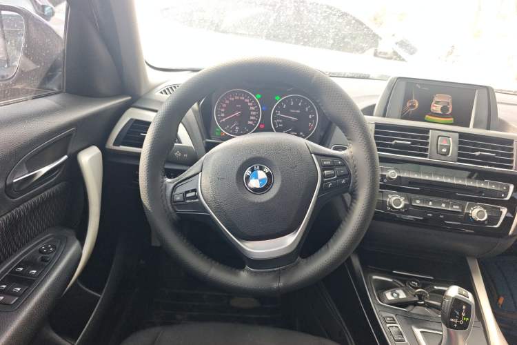 Used BMW 1 Series 2015 118i Leading Model