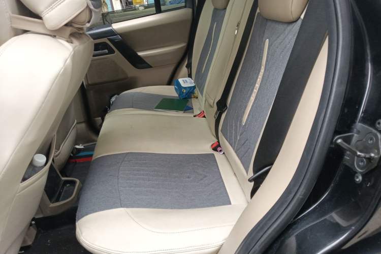 Used Land Rover Freelander 2 2014 2.2T SD4 SE Diesel Edition Left Rear Seat