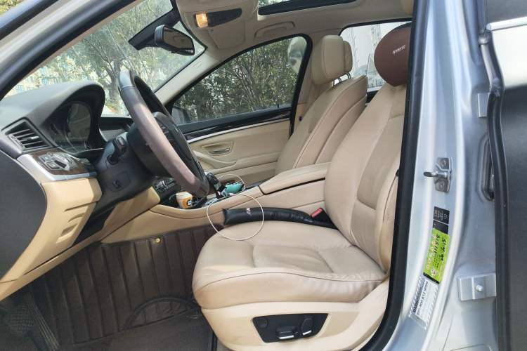 Used BMW 5 Series 2012 523Li Luxury Model
