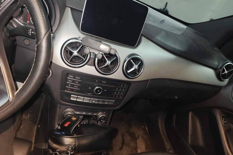 Used Mercedes-Benz B-Class 2018 B 200 Fashion Model