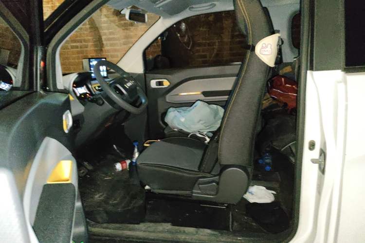 Used Chery New Energy QQ Ice Cream 2023 170km Milkshake – Lithium Iron Phosphate Left Front Seat