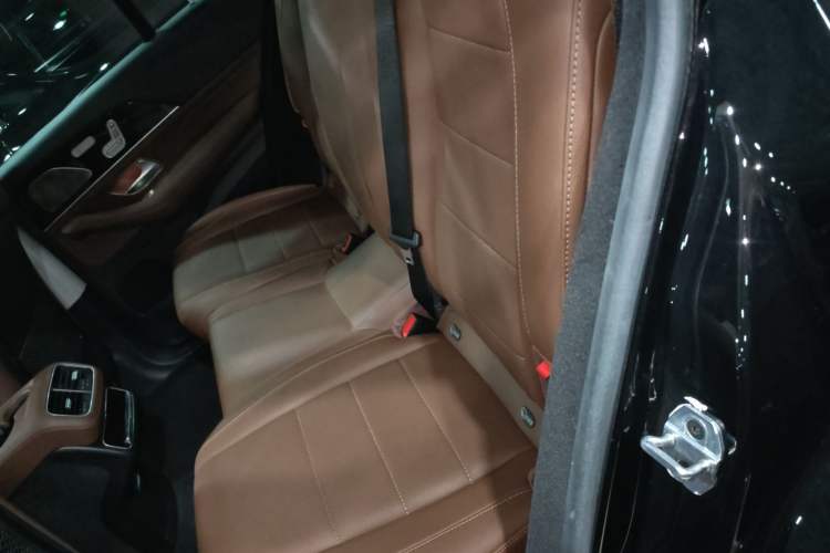 Used Mercedes-Benz GLE 2024 Refreshed GLE 350 4MATIC Stylish Edition
