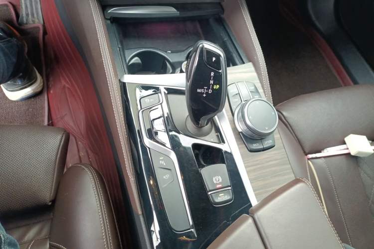 Used BMW 5 Series 2020 530Li Luxury Edition Premium Package Gear Lever