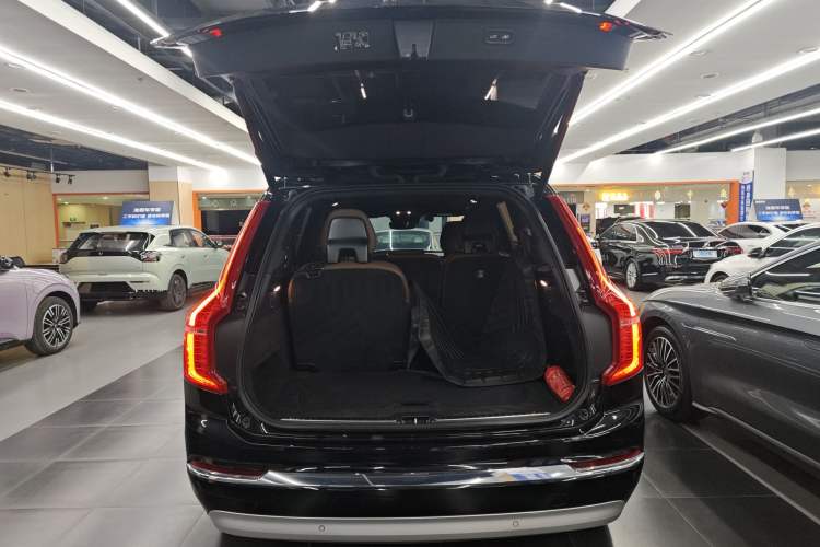 Used Volvo XC90 2022 B6 Zhiyi Luxury Edition 7-Seater
