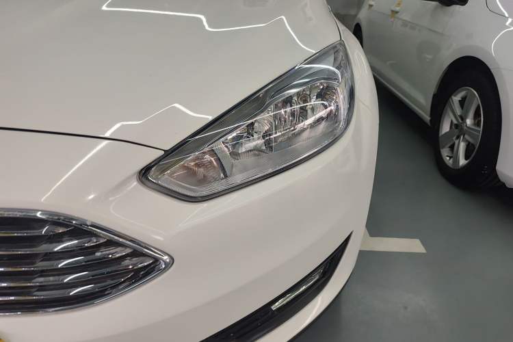 Used Ford Focus 2020 Hatchback Classic 1.5L Automatic Trendy Model