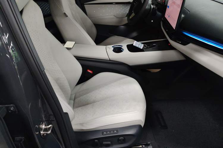 Used Volkswagen ID.UNYX 2024 Ultra Long-Range Version
