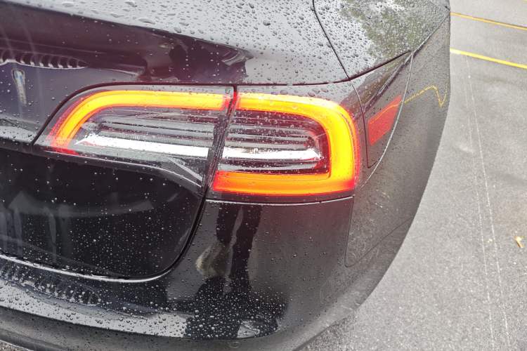 Used Tesla Model 3 2022 Rear-Wheel-Drive Version Right Rear Taillight