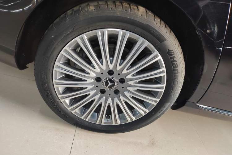 Used Mercedes-Benz E-Class 2022 E 300 L Luxury Model