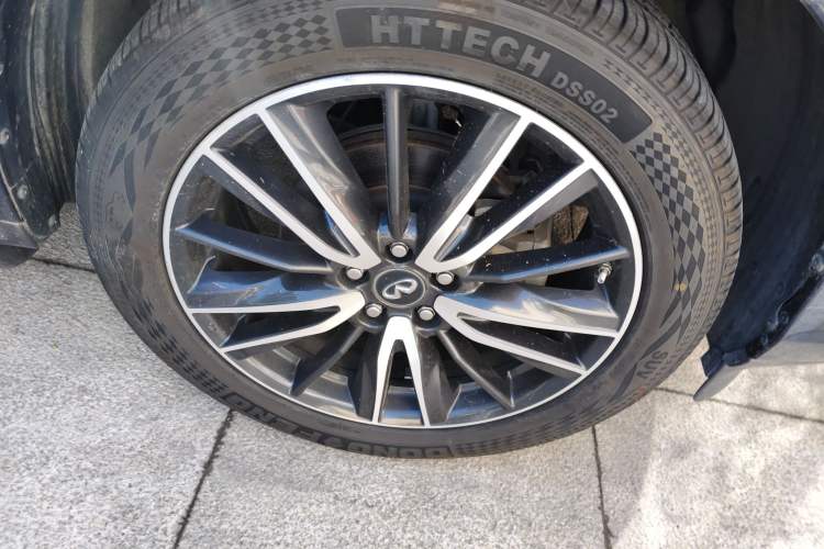 Used Infiniti QX60 2016 2.5 S/C Hybrid Two-Wheel-Drive Excellence Edition China V Standard
