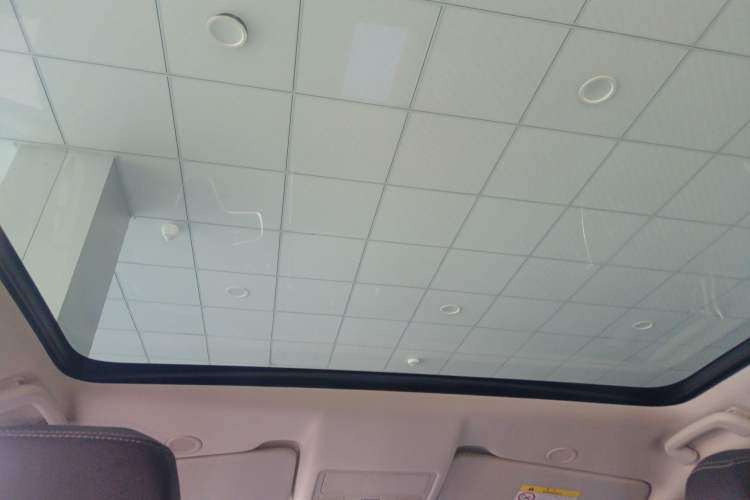 Used Land Rover Discovery Sport 2024 Performance Tech Edition
