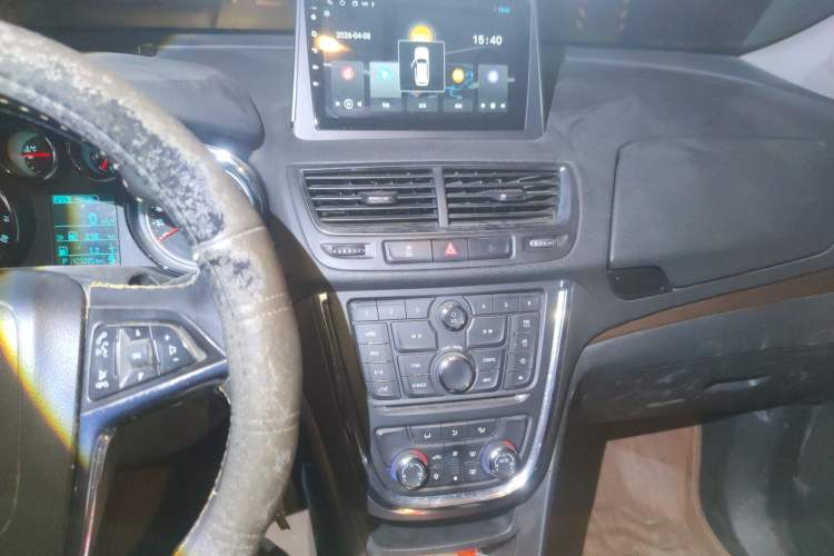 Used Buick Encore 2013 1.4T Automatic All-Wheel Drive Flagship Edition Audio And AC Panel