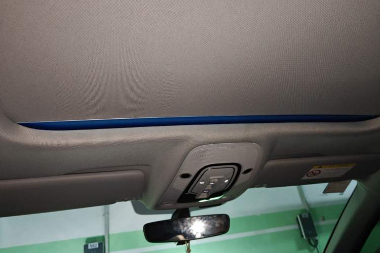 Used Audi A4L 2018 30th Anniversary Edition 40 TFSI Trendy Model Headliner