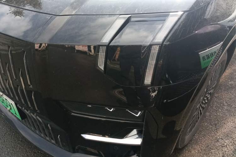 Used Zeekr 009 2022 WE Edition
